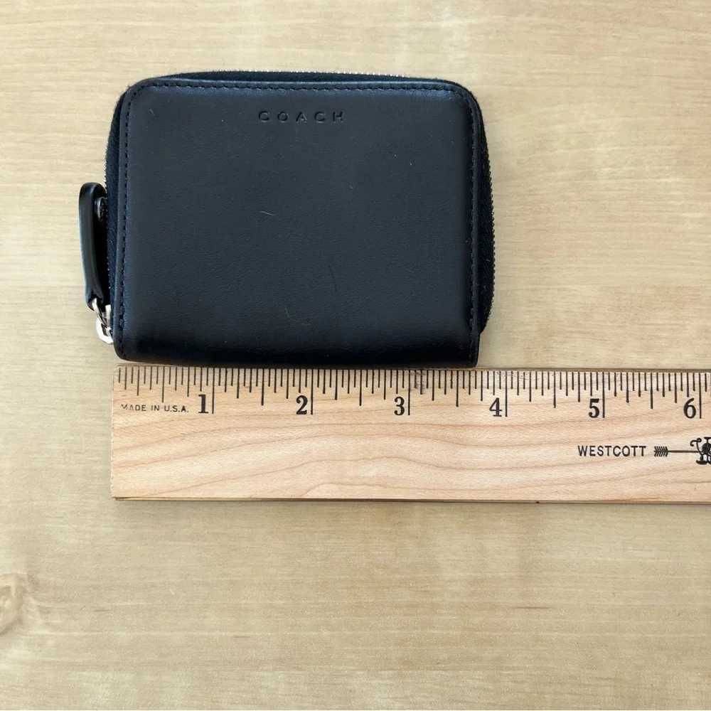 Coach Black Leather Zip Around Card Wallet - Picture 2 of 9
